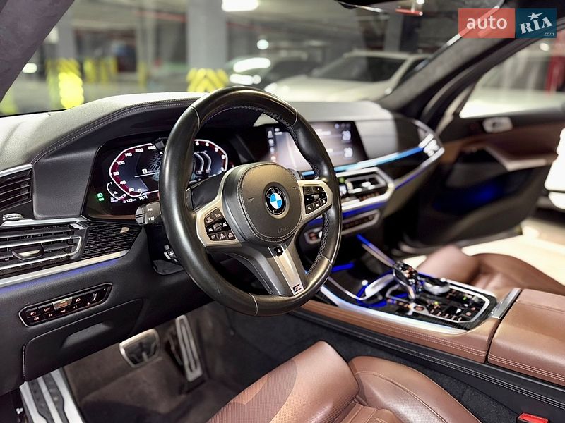 Внедорожник / Кроссовер BMW X7 2020 в Киеве
