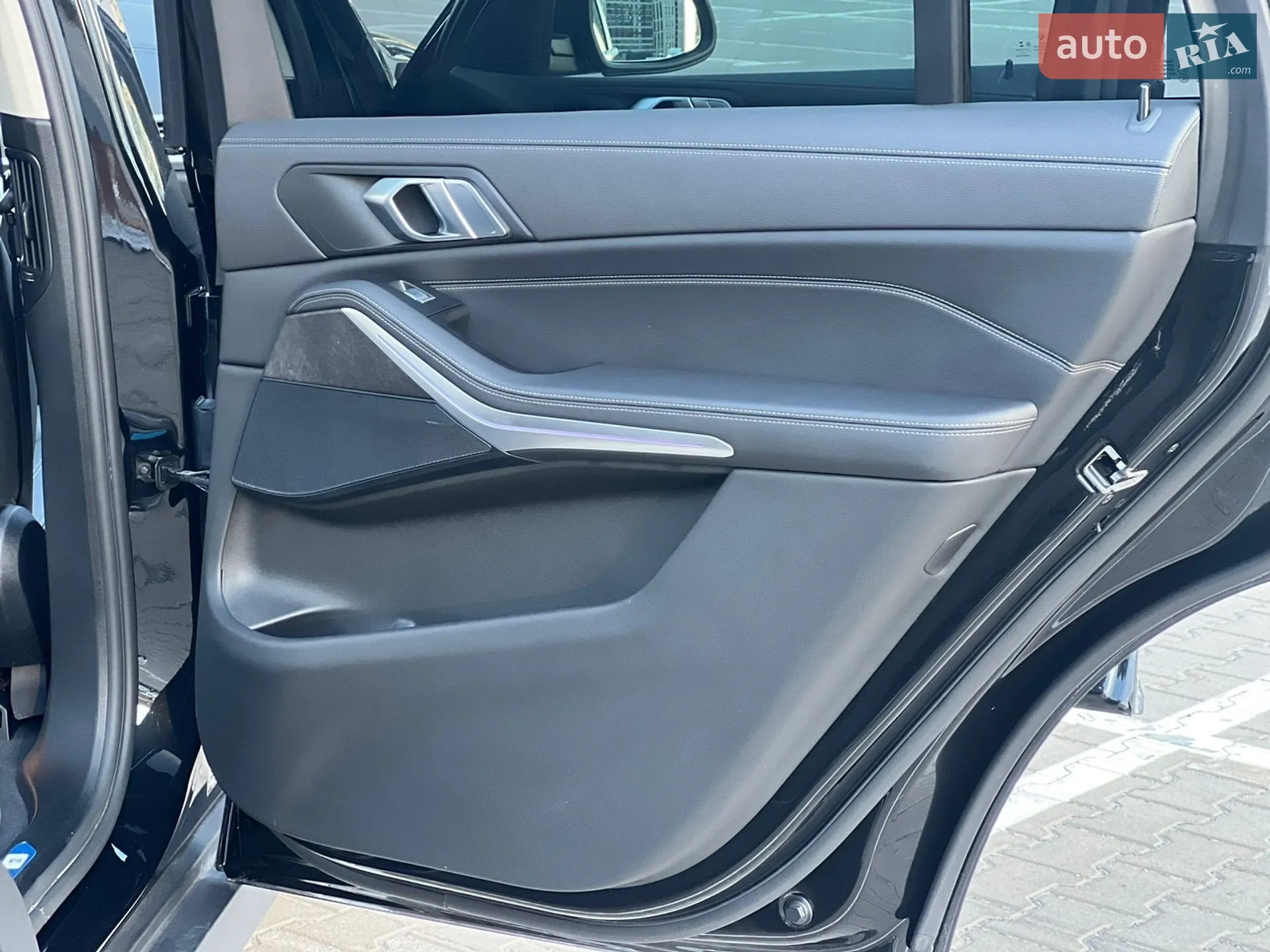 2022 BMW X7 - мініатюра 54