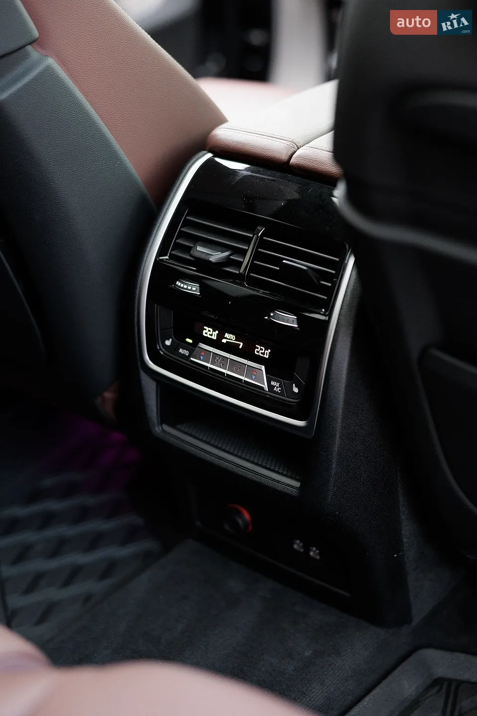 2019 BMW X7 - мініатюра 26