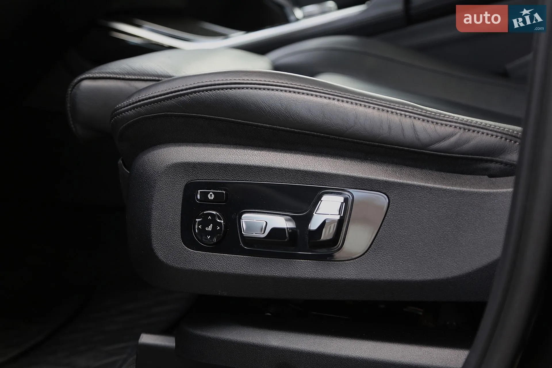 2020 BMW X7 - мініатюра 30