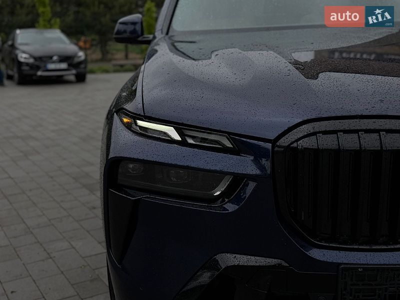 Внедорожник / Кроссовер BMW X7 2023 в Луцке