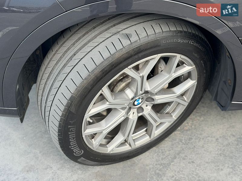 Внедорожник / Кроссовер BMW X7 2020 в Киеве