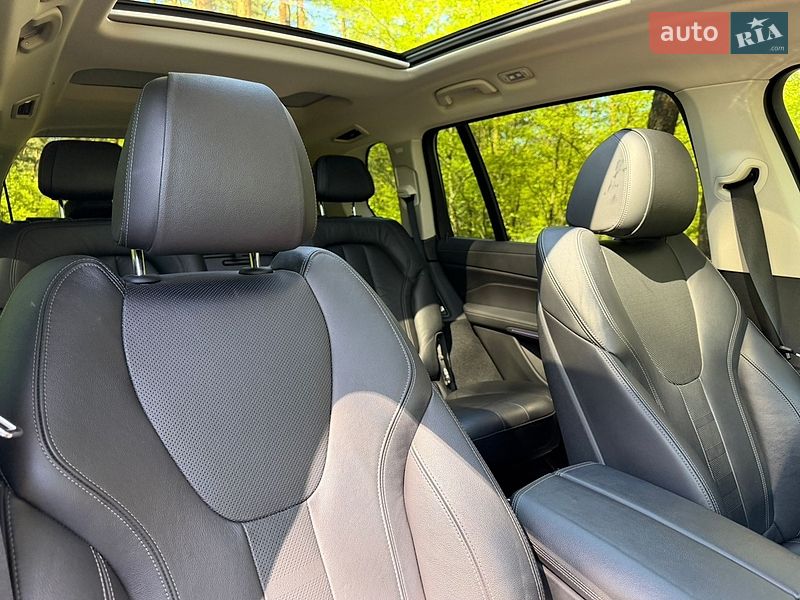 Внедорожник / Кроссовер BMW X7 2020 в Киеве