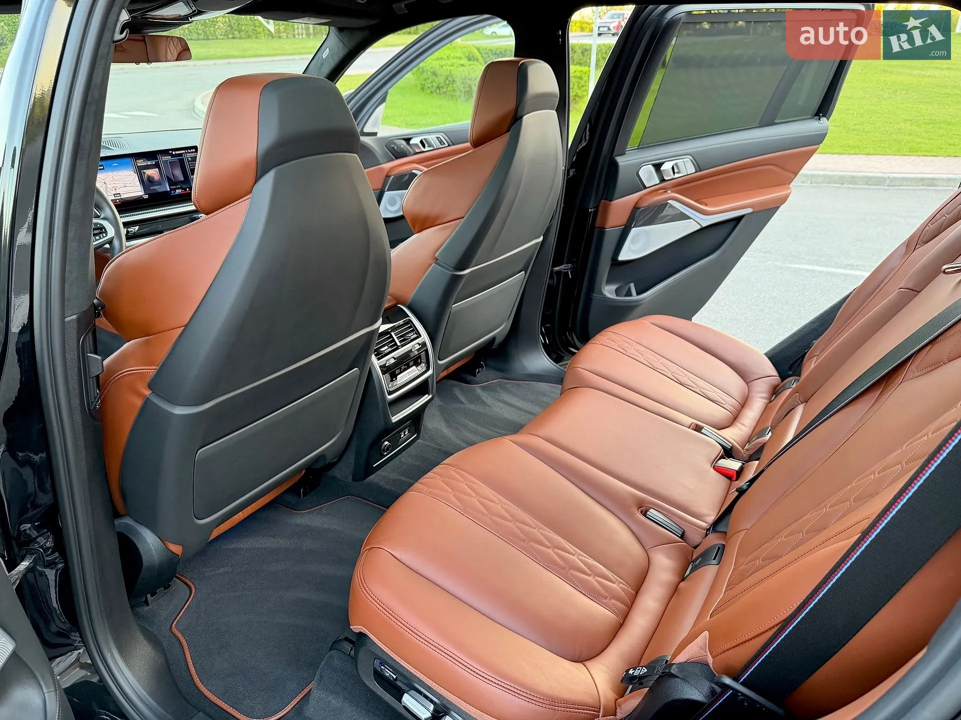 2023 BMW X7 - мініатюра 54