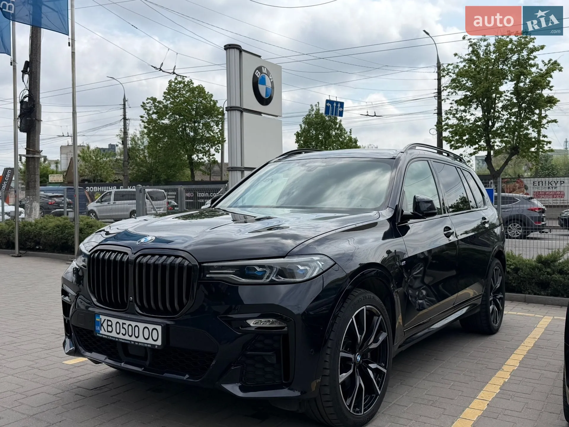 2022 BMW X7 - фото 1