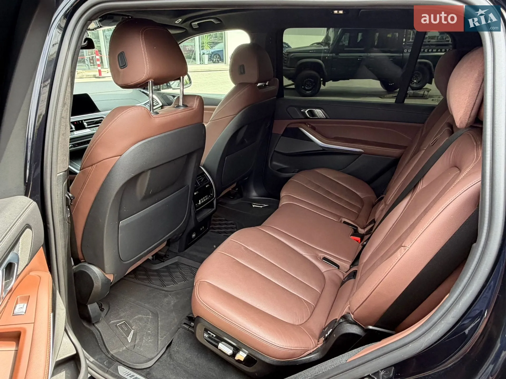 2022 BMW X7 - мініатюра 10