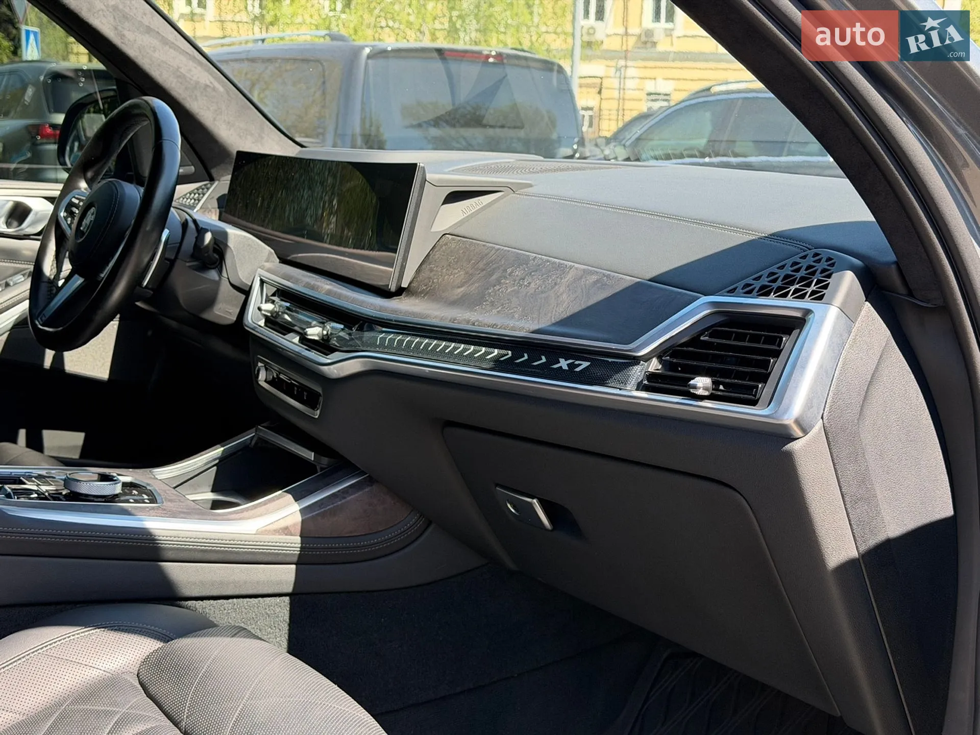 2023 BMW X7 - мініатюра 23