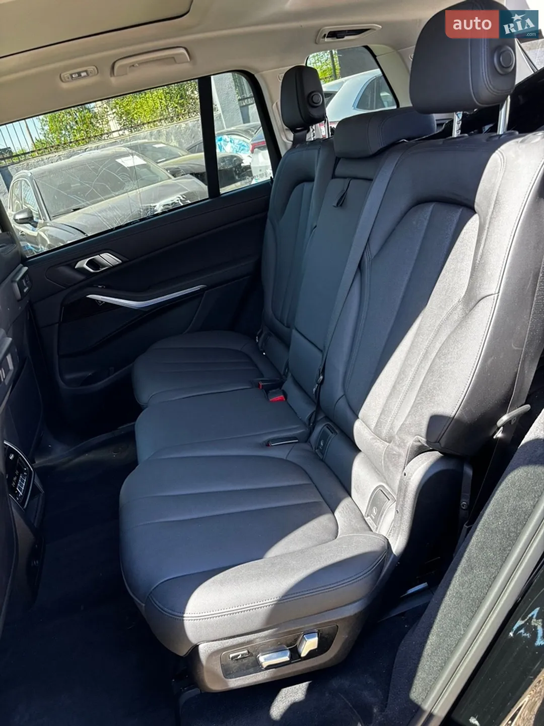 2020 BMW X7 - мініатюра 21