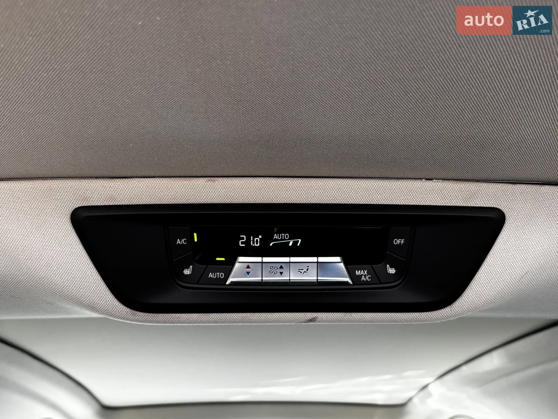 2020 BMW X7 - мініатюра 26