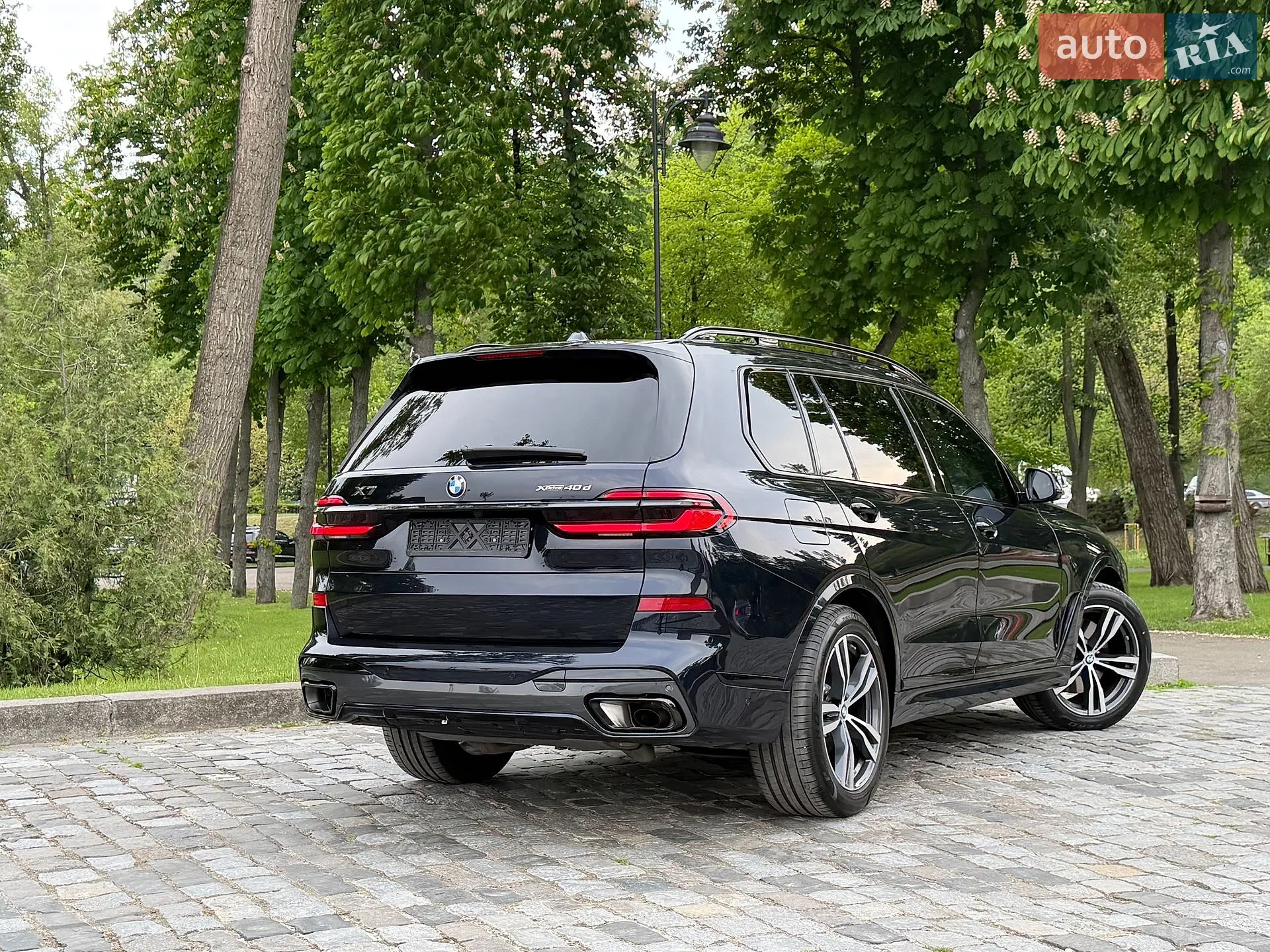 2023 BMW X7 - мініатюра 75