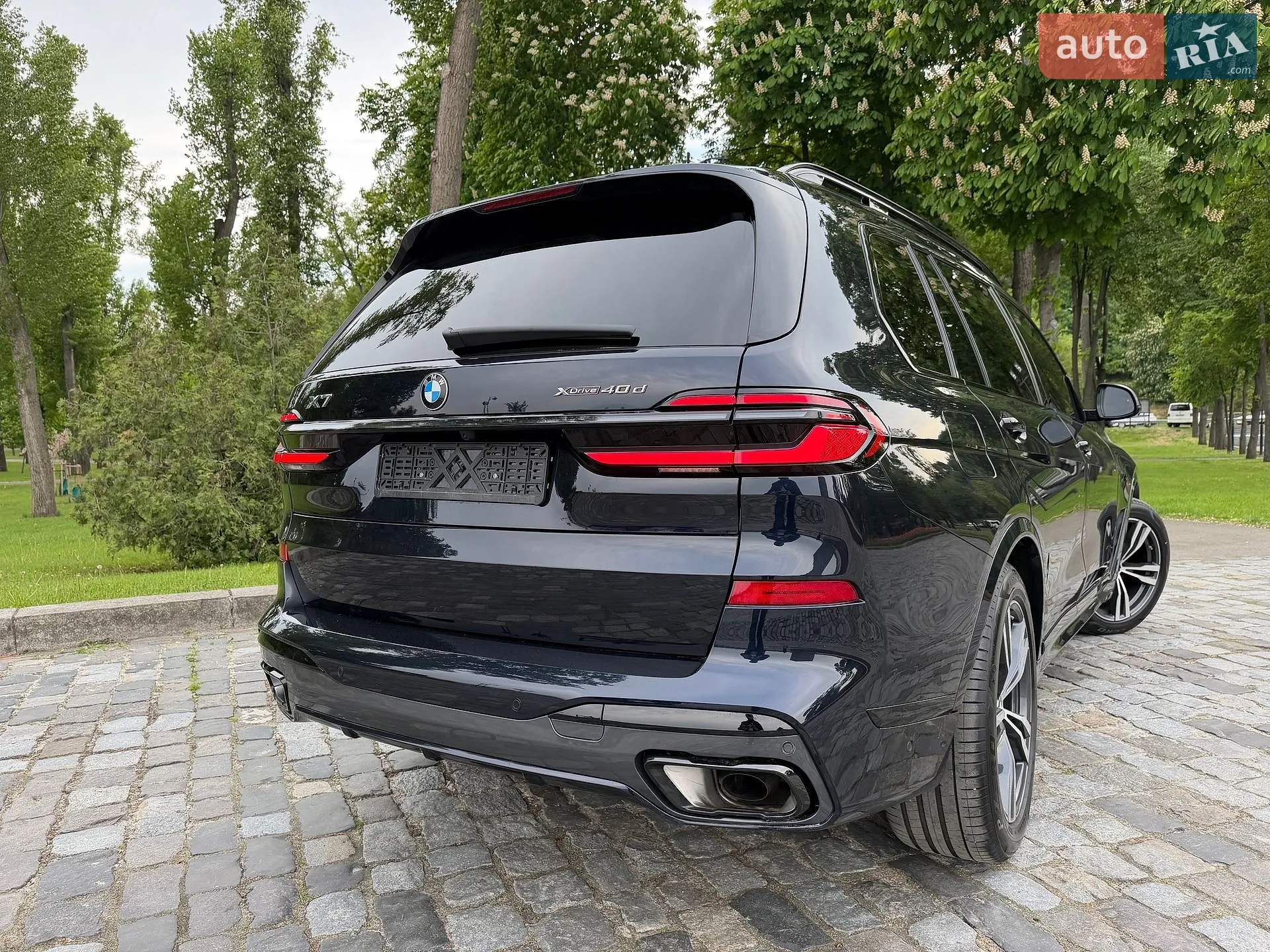 2023 BMW X7 - мініатюра 76