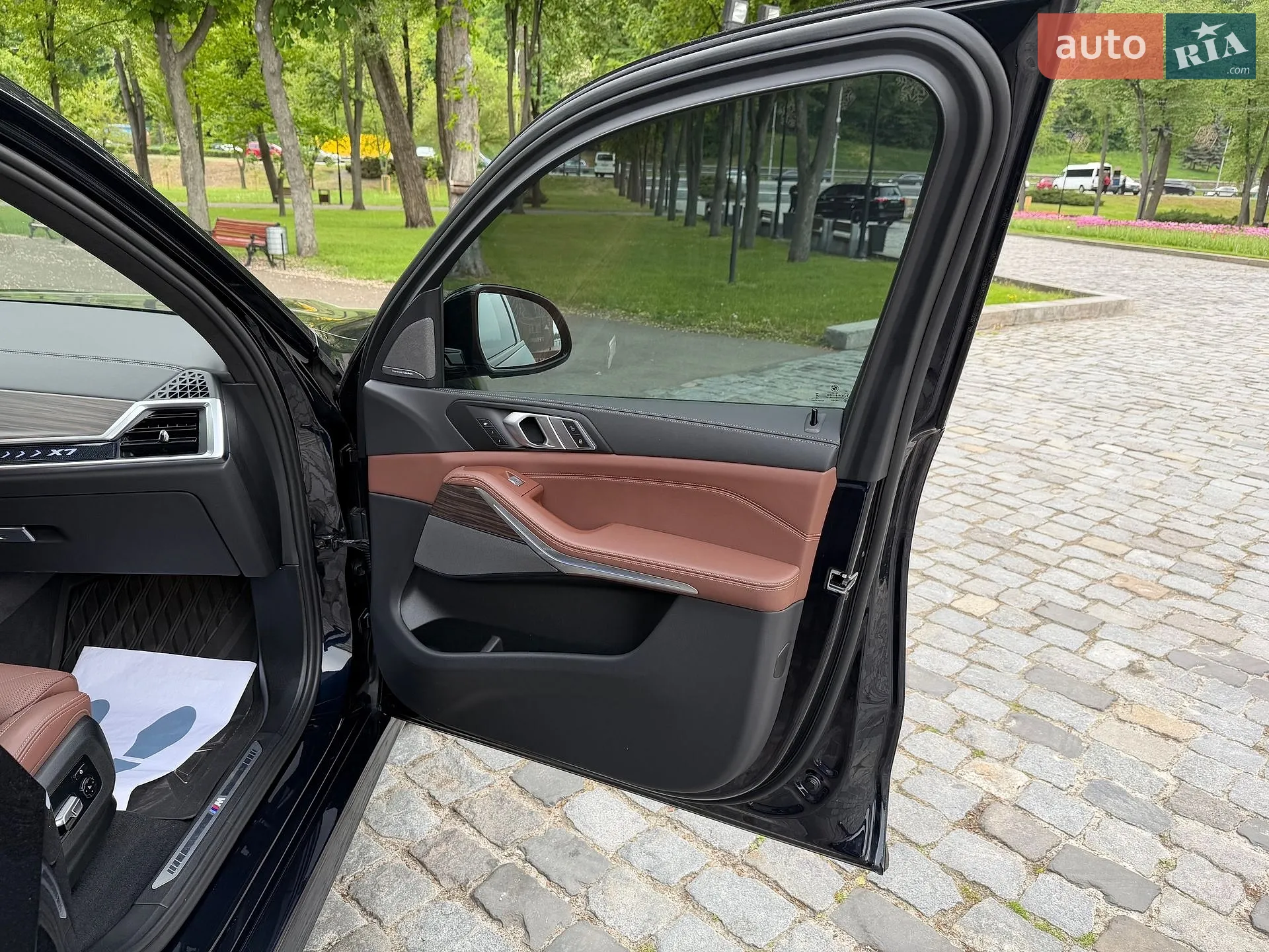2023 BMW X7 - мініатюра 83