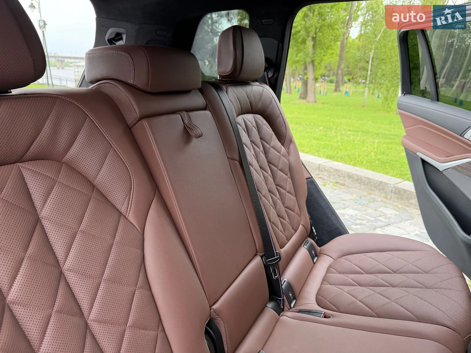2023 BMW X7 - мініатюра 106