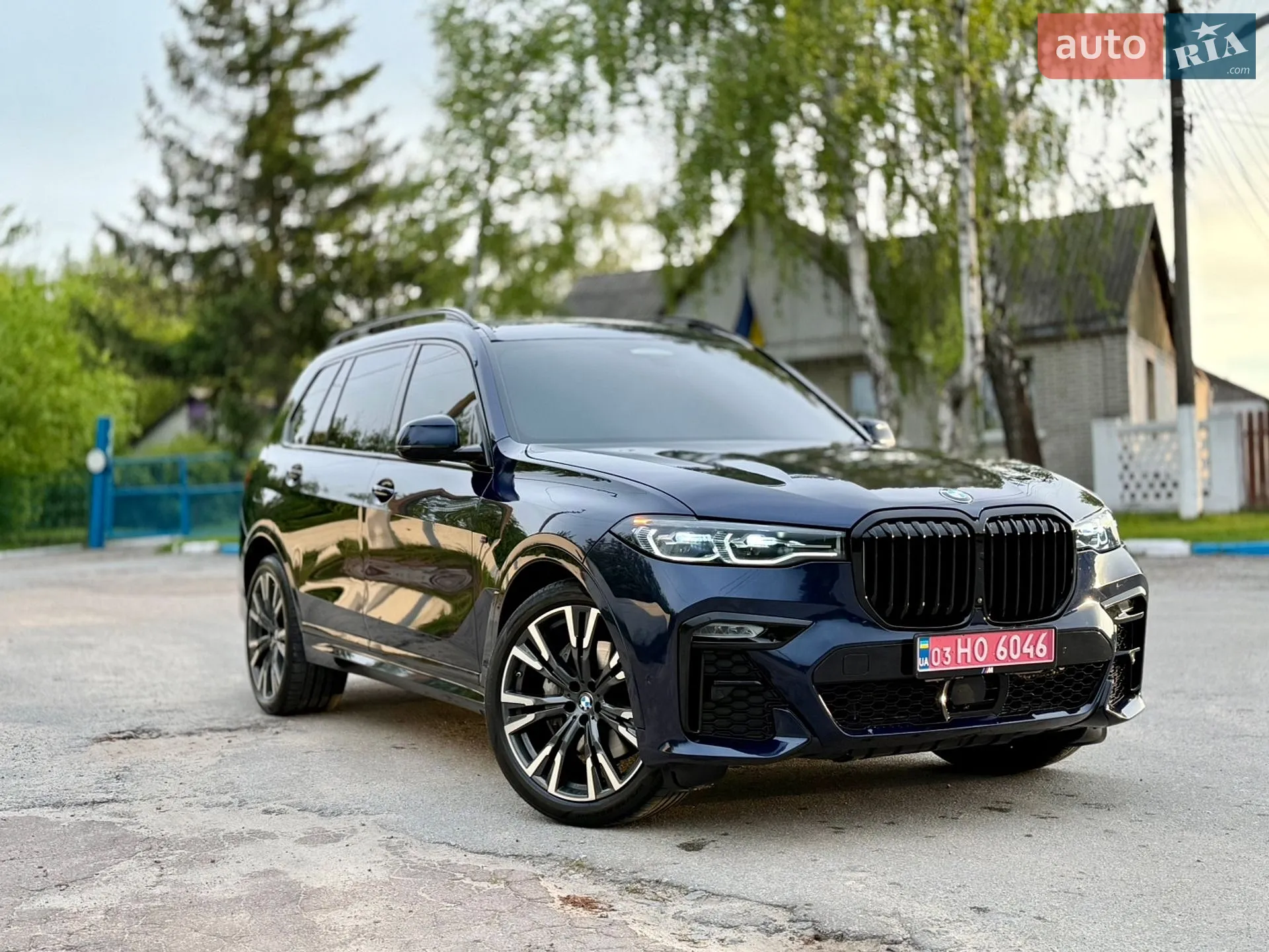 2022 BMW X7 - фото 1