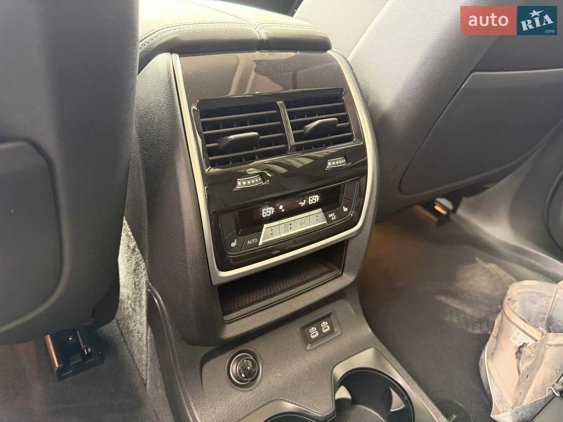 2021 BMW X7 - мініатюра 10