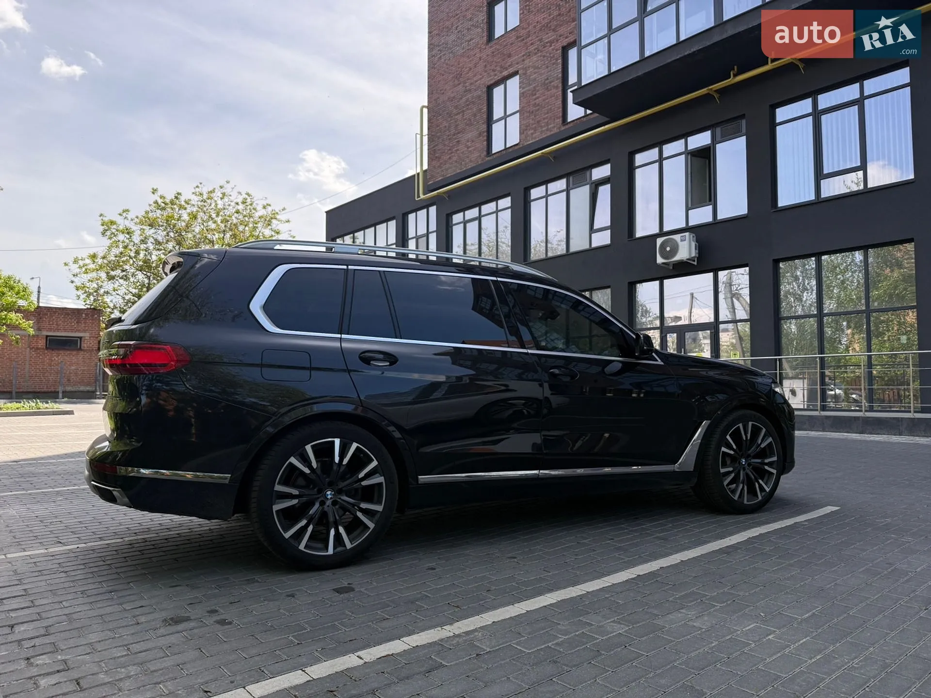 2019 BMW X7 - мініатюра 5