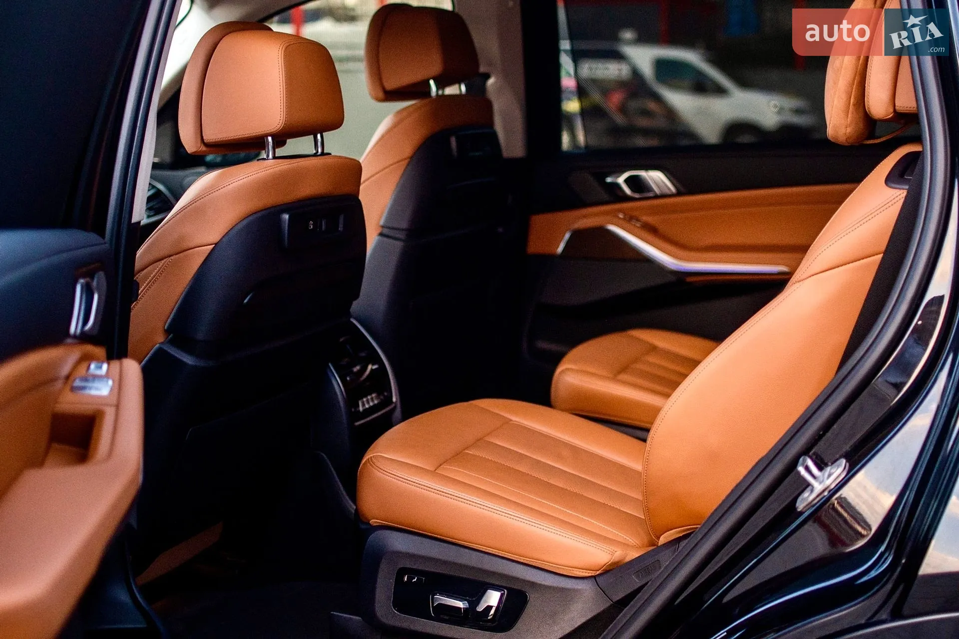 2020 BMW X7 - мініатюра 20