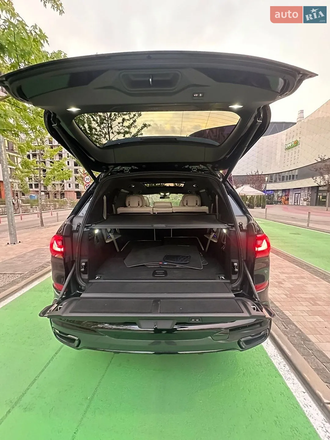 2021 BMW X7 - мініатюра 13