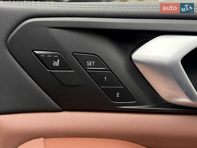 Внедорожник / Кроссовер BMW X7 2024 в Киеве