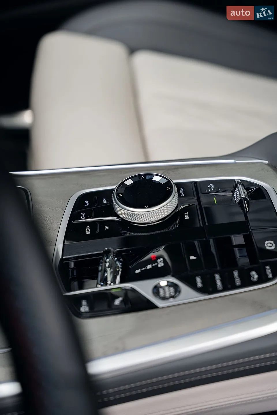 2023 BMW X7 - мініатюра 16