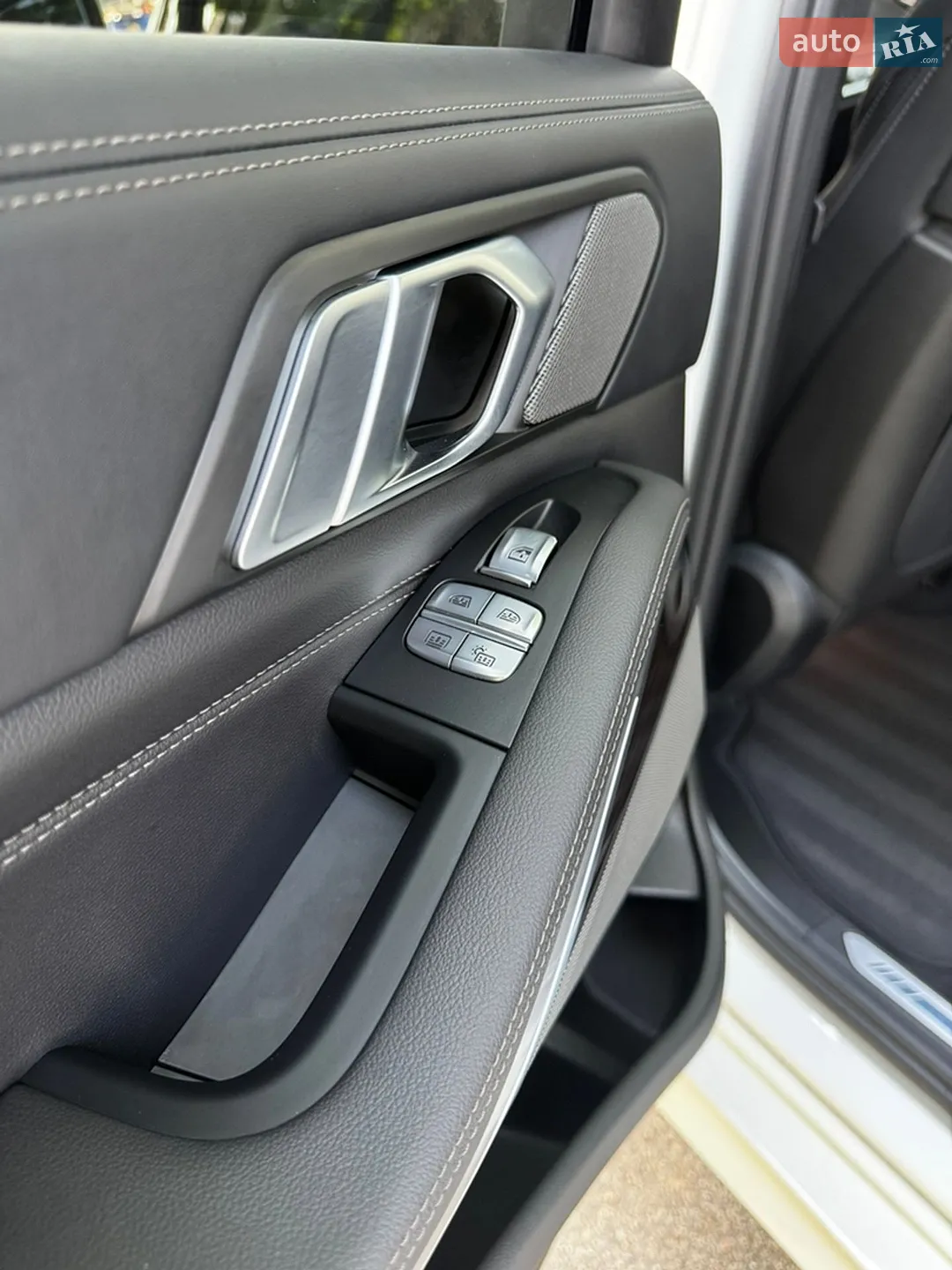 2020 BMW X7 - мініатюра 18