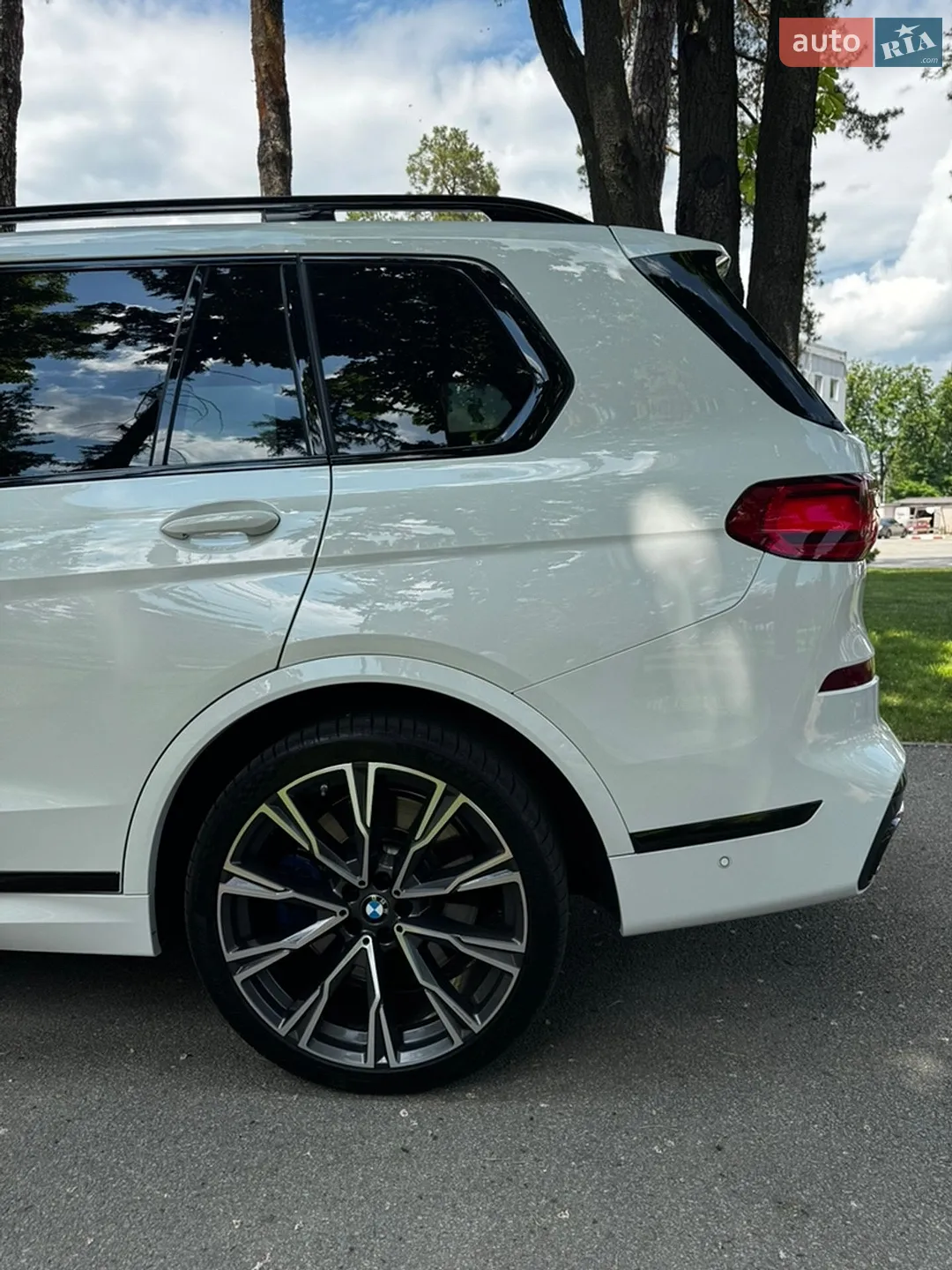 2020 BMW X7 - мініатюра 10