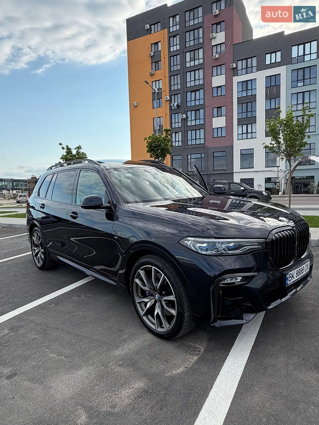 2020 BMW X7 - фото 1