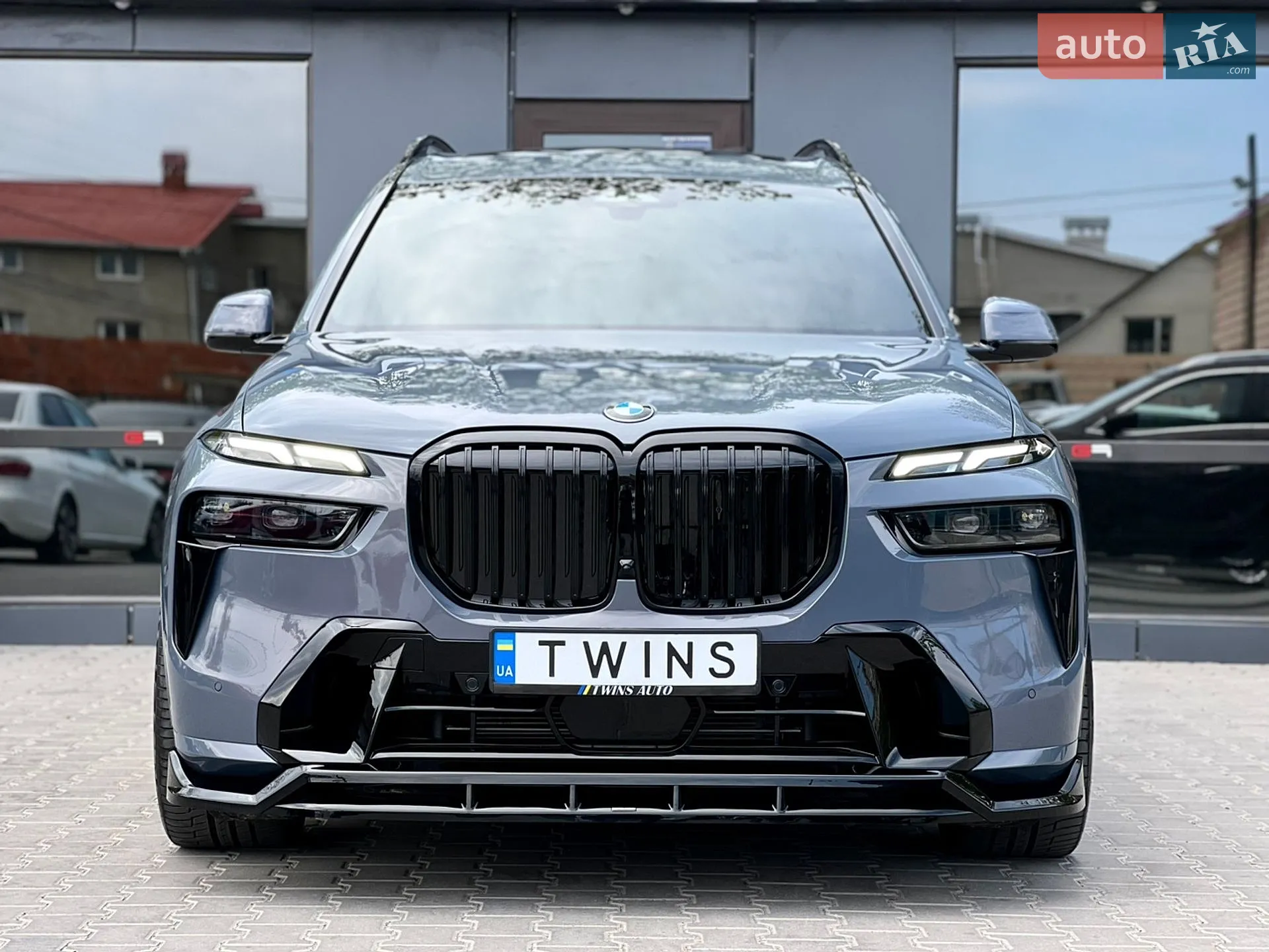 2023 BMW X7 - мініатюра 3