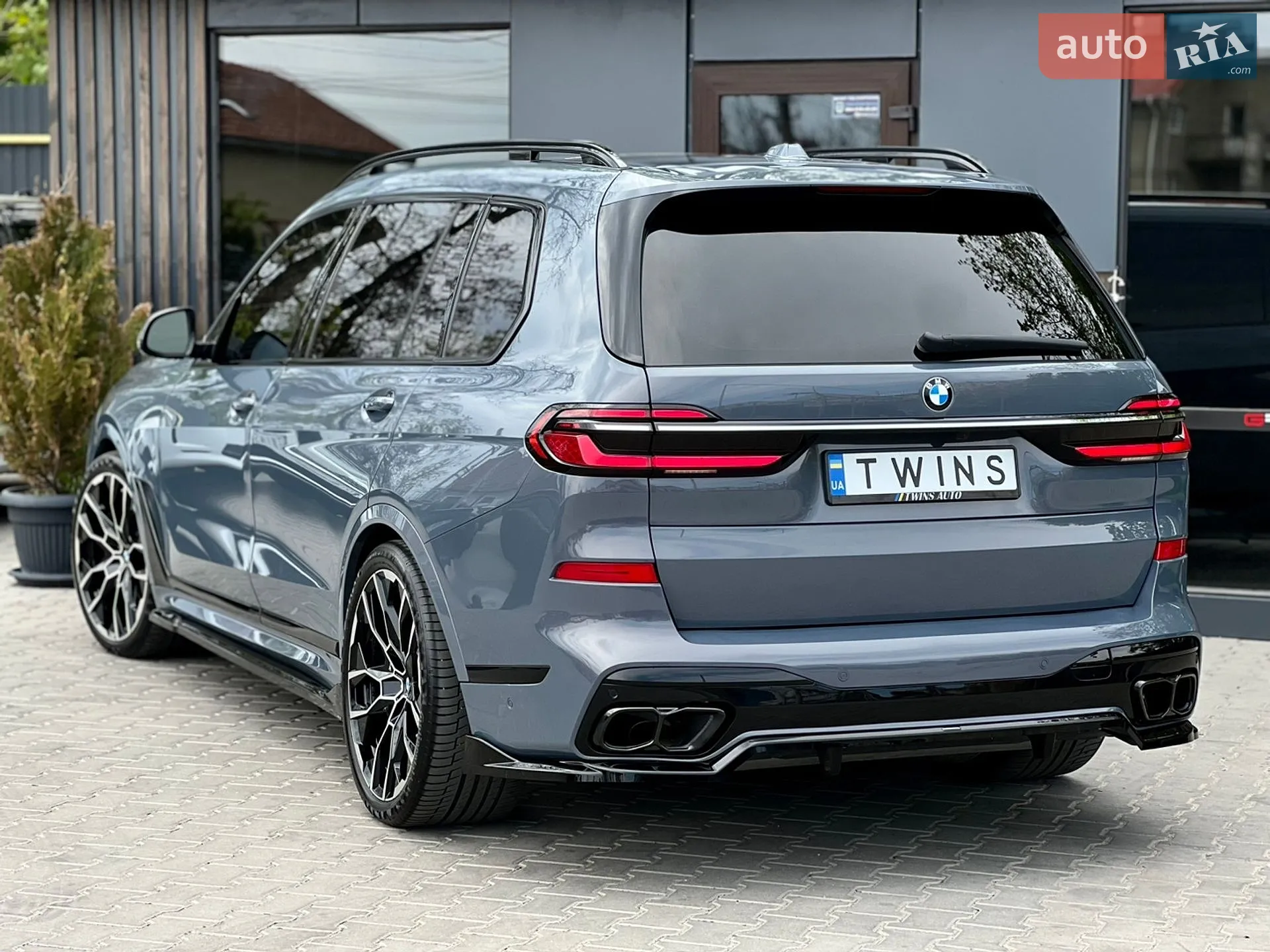 2023 BMW X7 - мініатюра 7