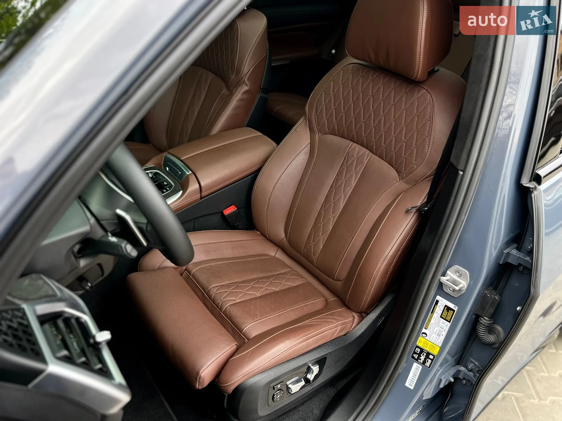 2023 BMW X7 - мініатюра 41