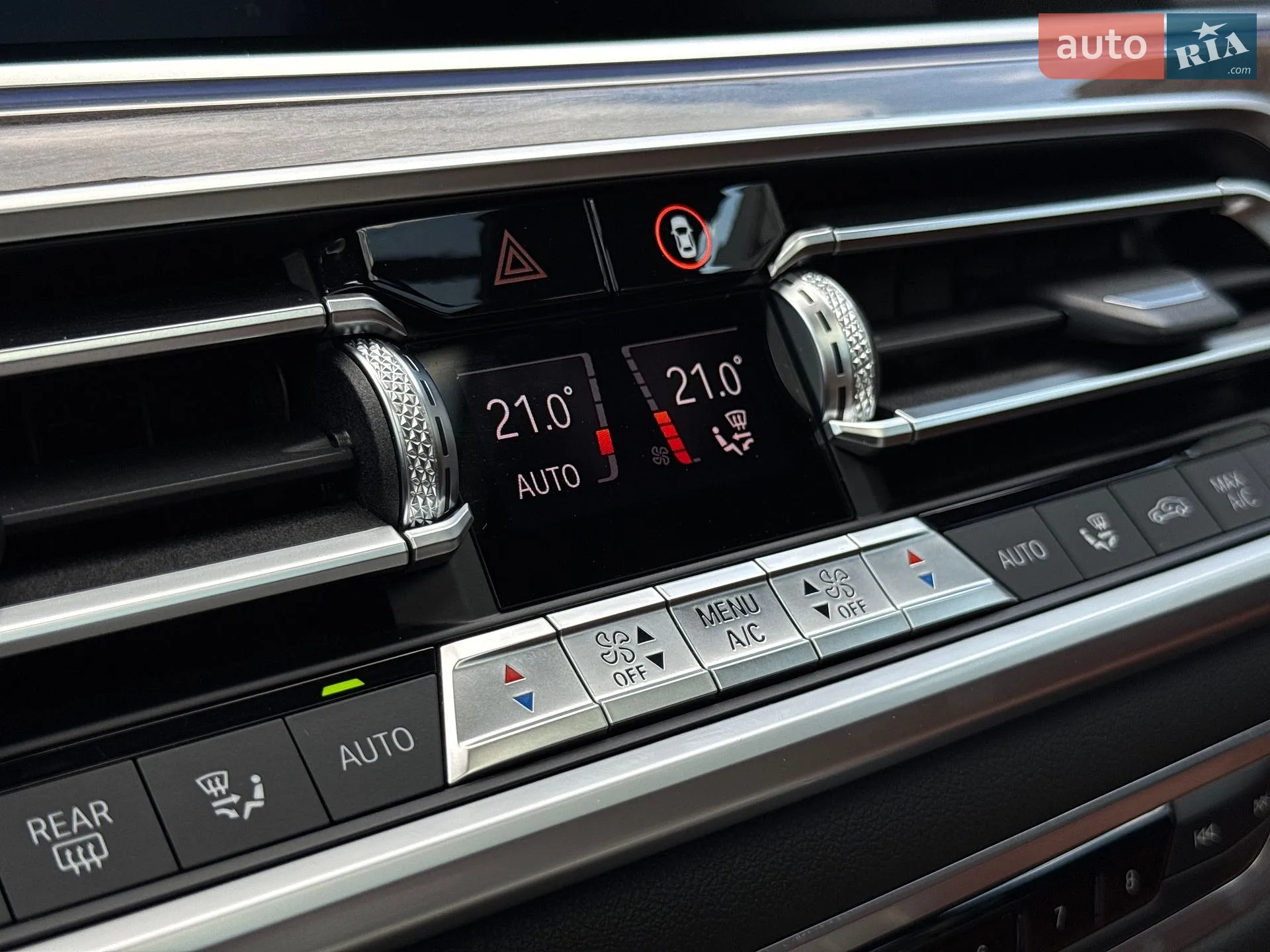2020 BMW X7 - мініатюра 61