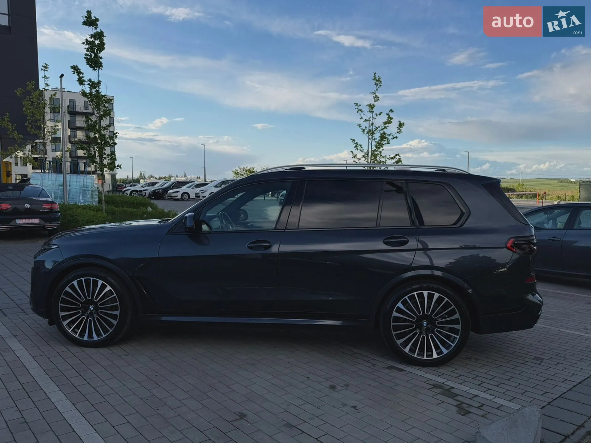 2019 BMW X7 - мініатюра 15