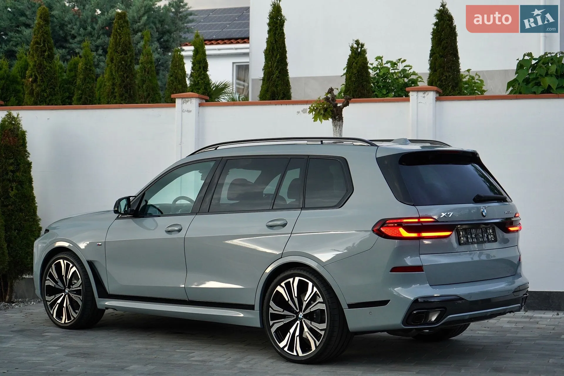 2025 BMW X7 - мініатюра 17