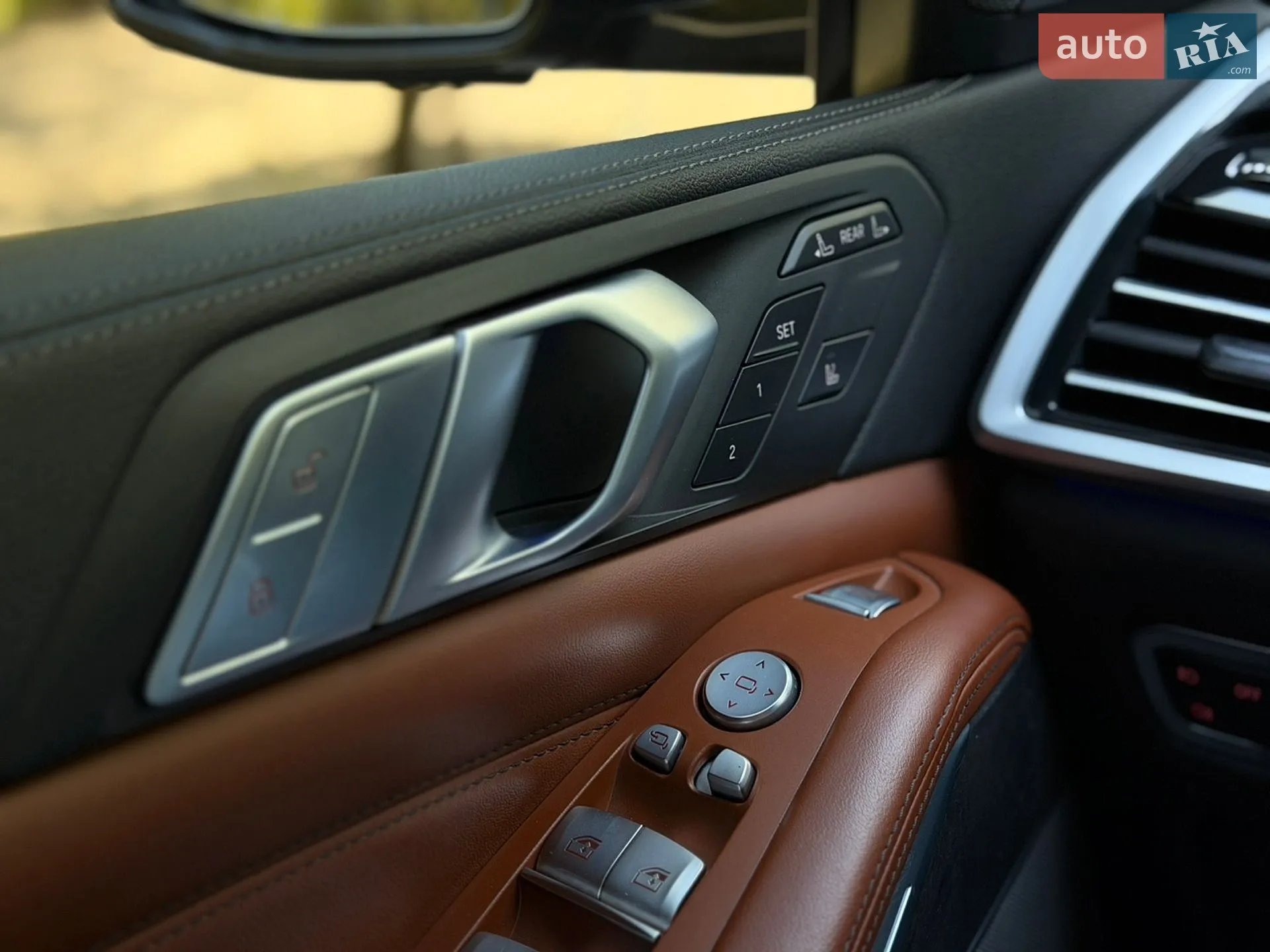 2021 BMW X7 - мініатюра 52