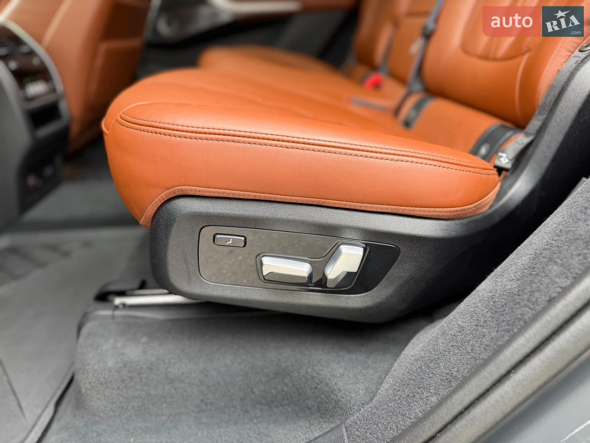 2023 BMW X7 - мініатюра 25