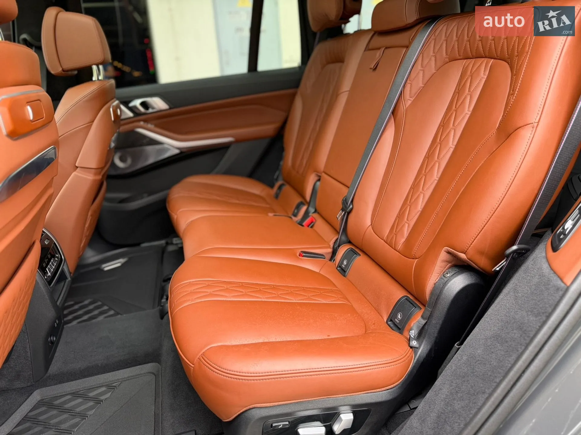 2023 BMW X7 - мініатюра 24