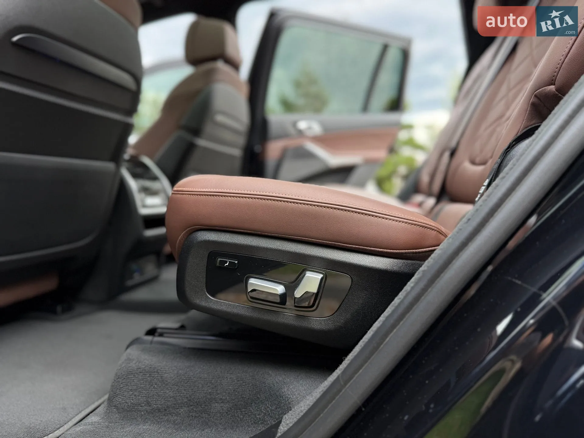 2022 BMW X7 - мініатюра 64