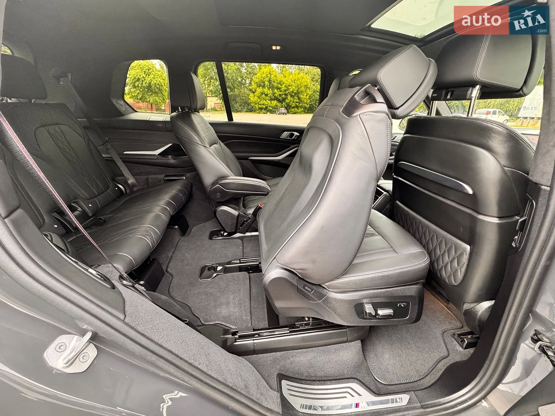 2023 BMW X7 - мініатюра 122
