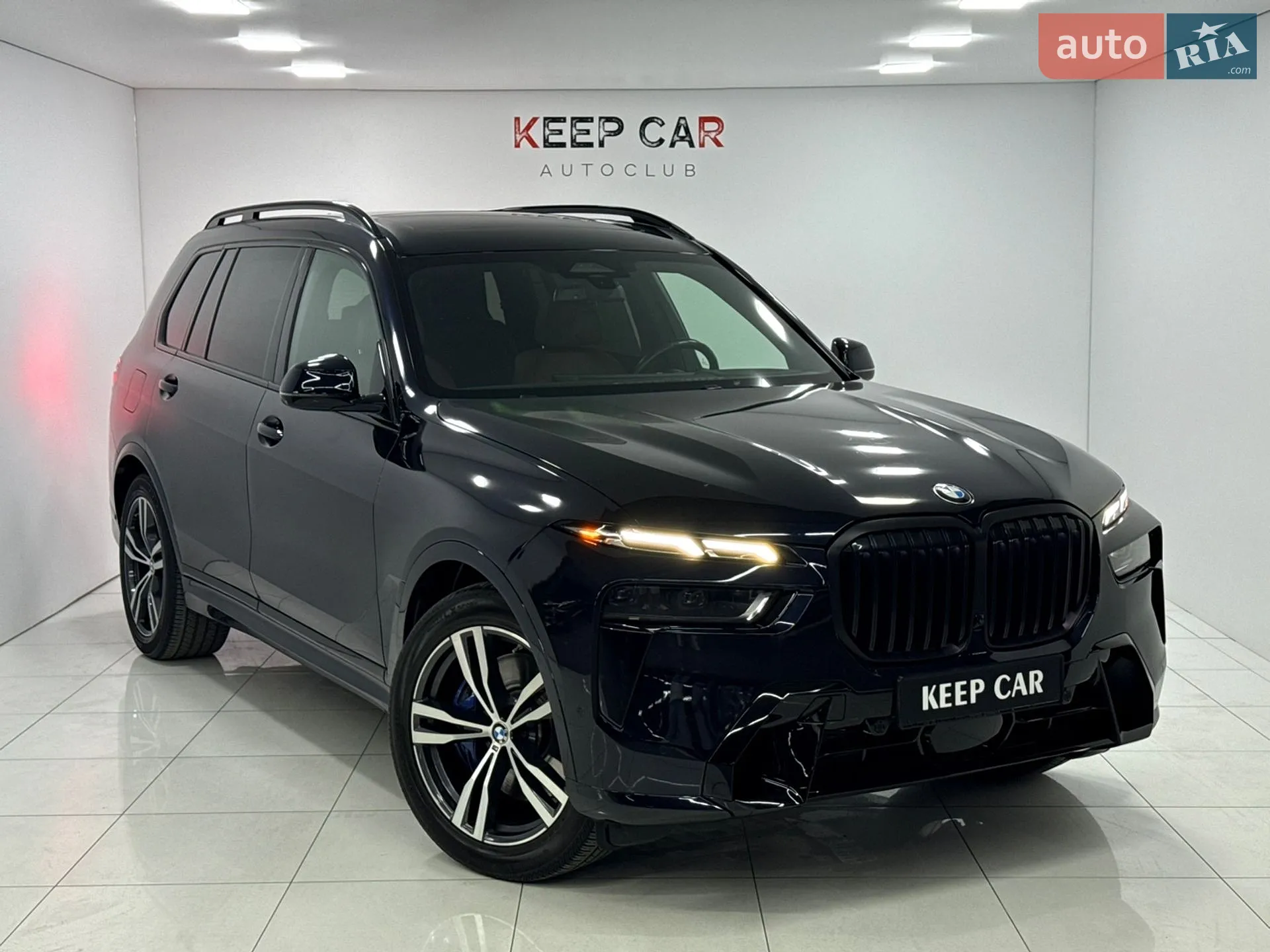2023 BMW X7 - фото 1