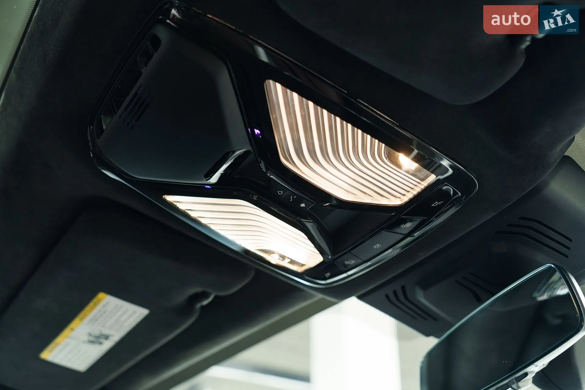 2021 BMW X7 - мініатюра 42