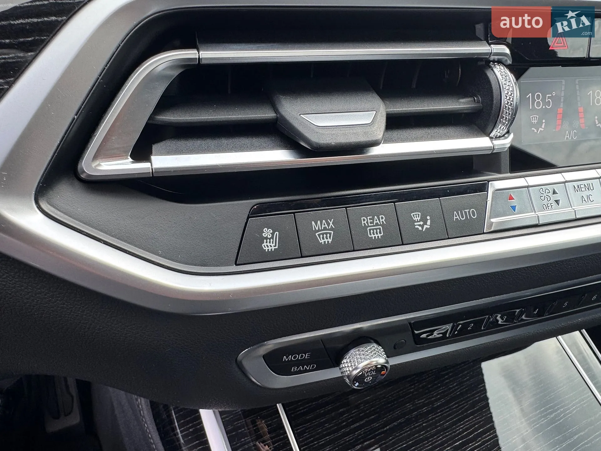2019 BMW X7 - мініатюра 16