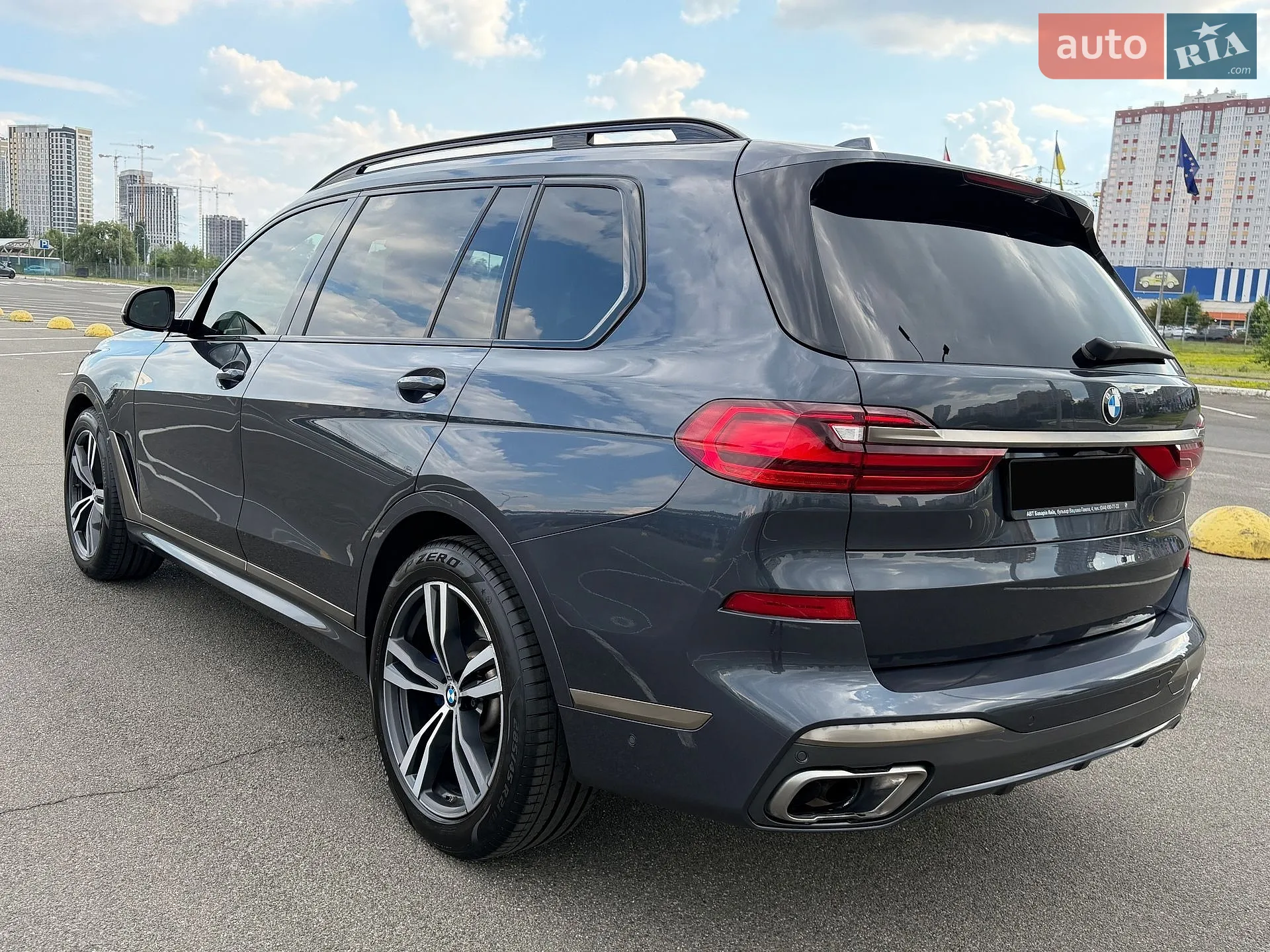 2020 BMW X7 - мініатюра 11