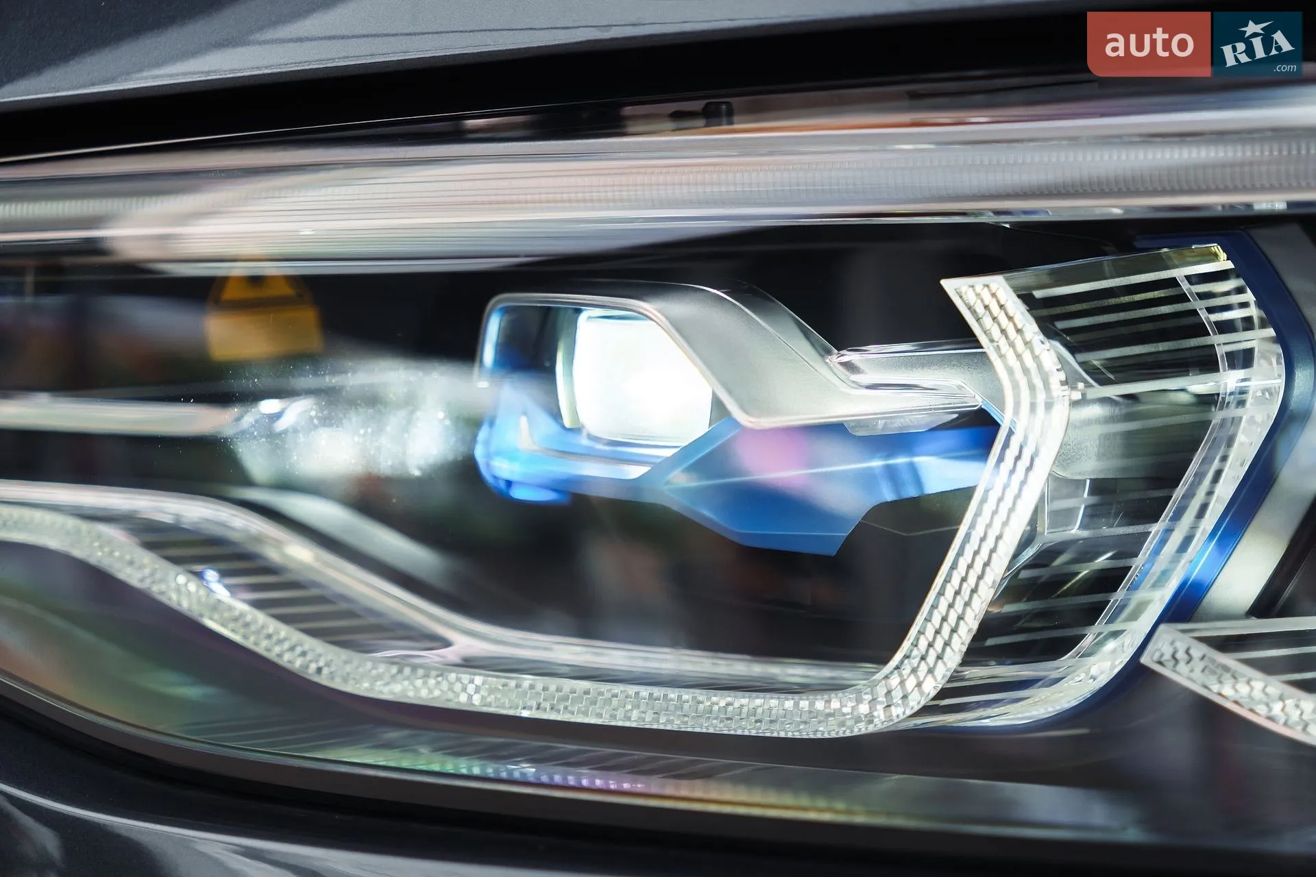 2021 BMW X7 - мініатюра 18