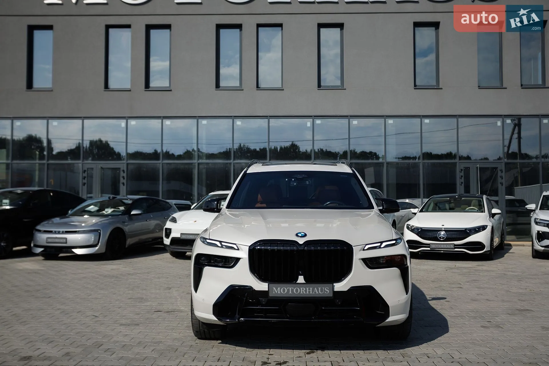 2023 BMW X7 - мініатюра 8