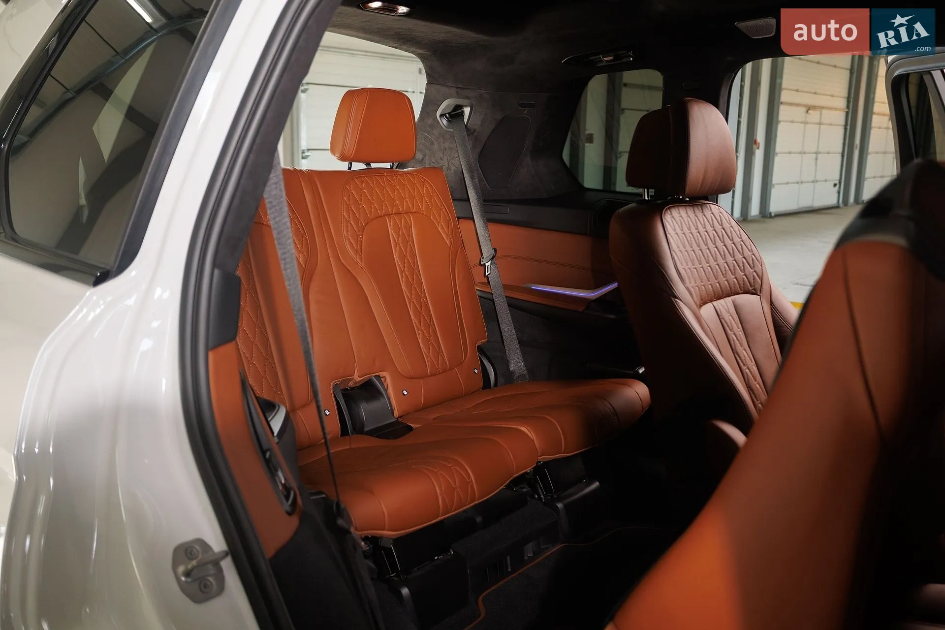 2023 BMW X7 - мініатюра 42