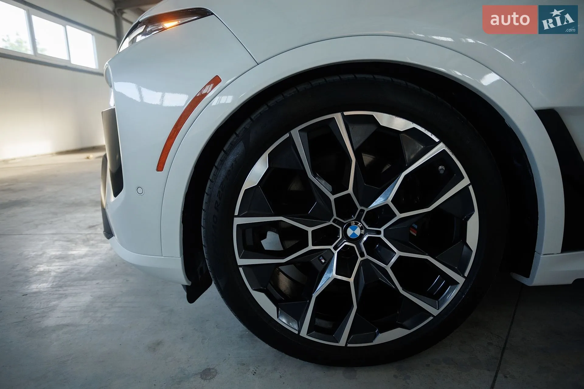 2023 BMW X7 - мініатюра 52