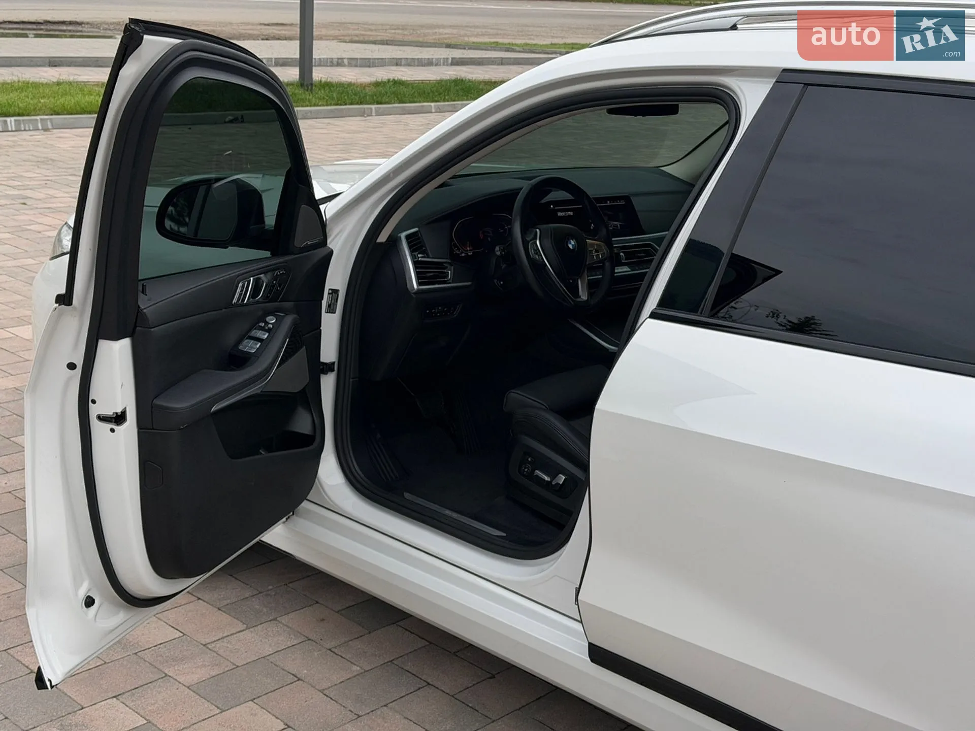2021 BMW X7 - мініатюра 24