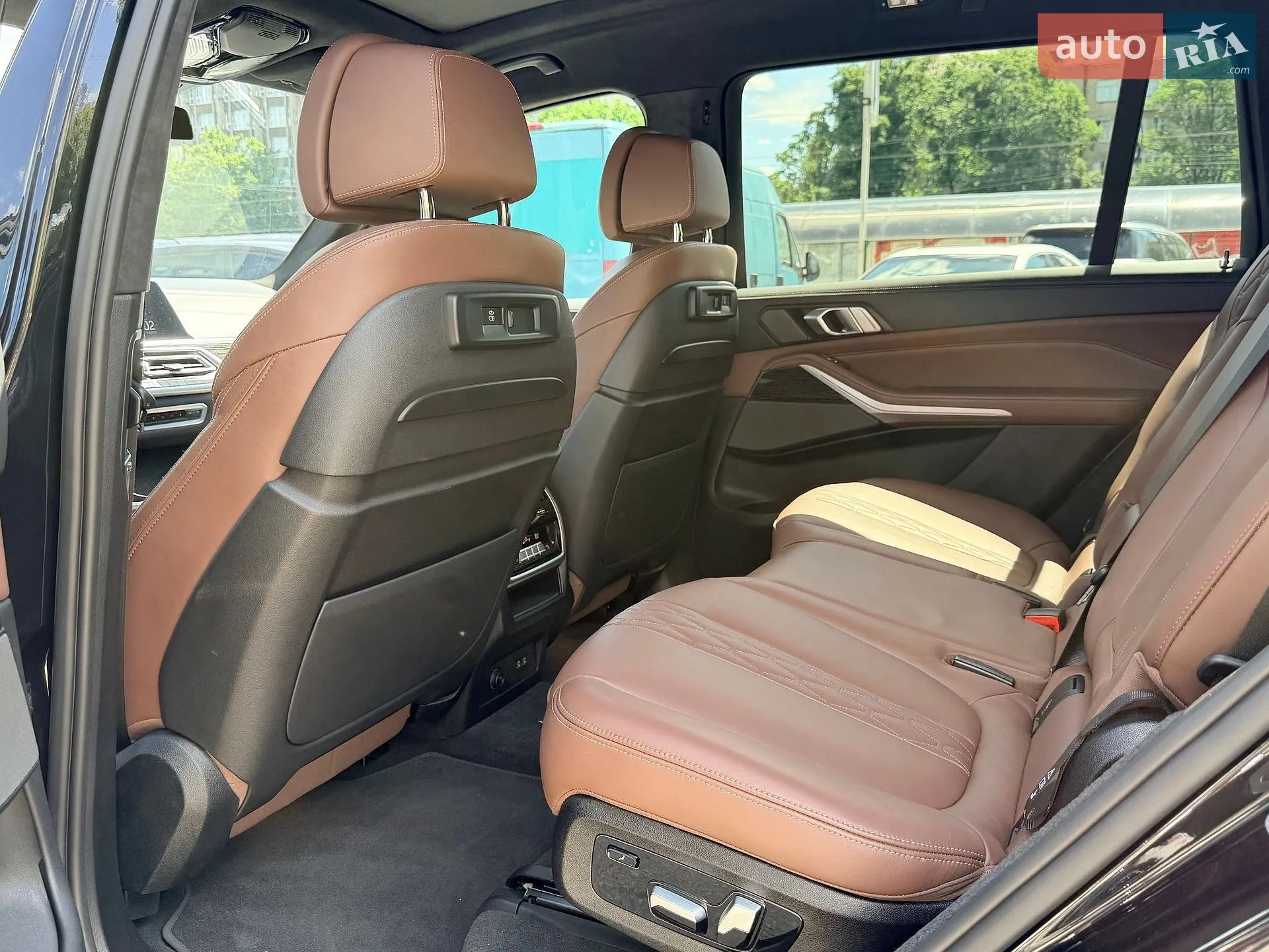 2021 BMW X7 - мініатюра 37