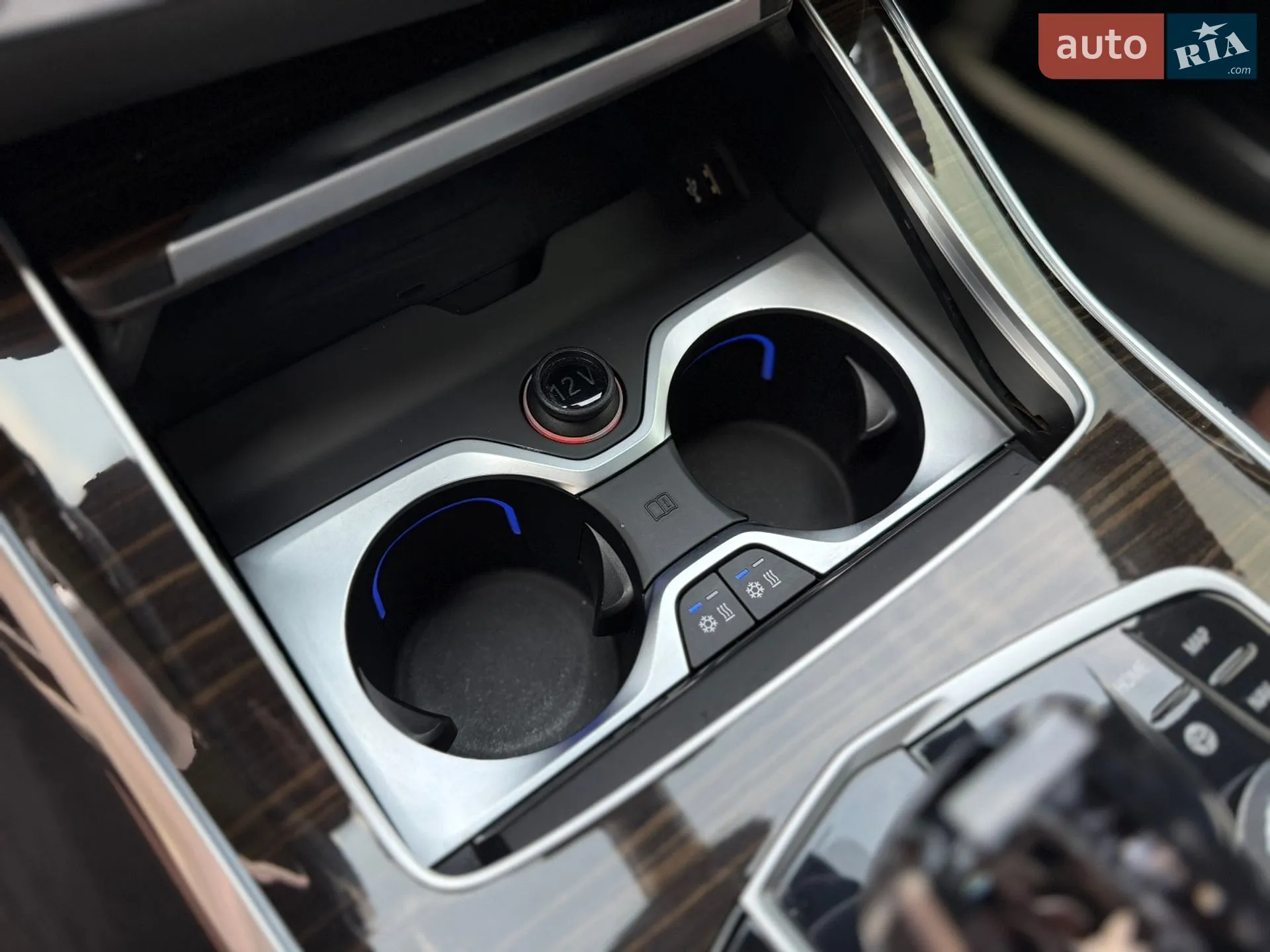 2021 BMW X7 - мініатюра 39