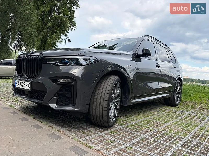 BMW X7